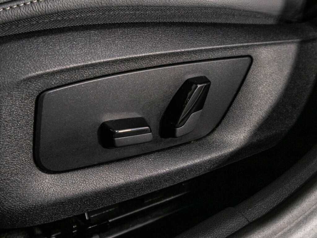 BMW 5 серии с пробегом — 2020 год. Фото: #19