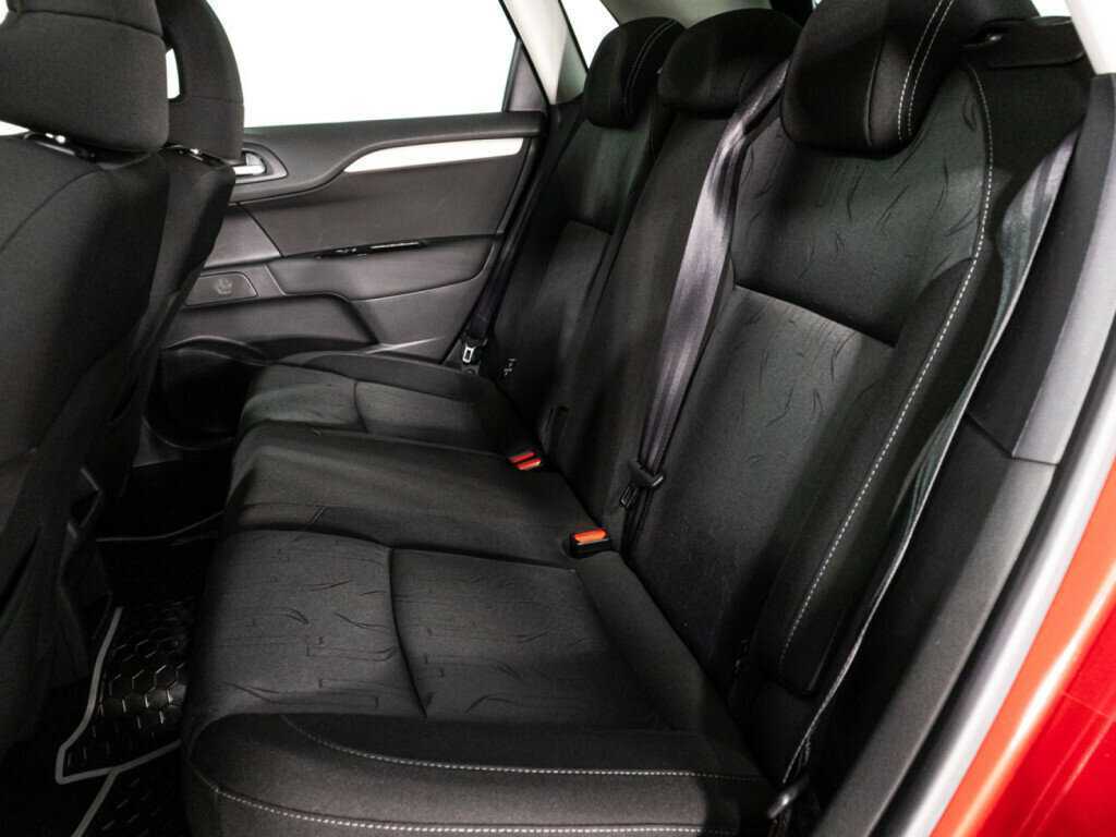 Citroen C4 с пробегом — 2011 год. Фото: #9