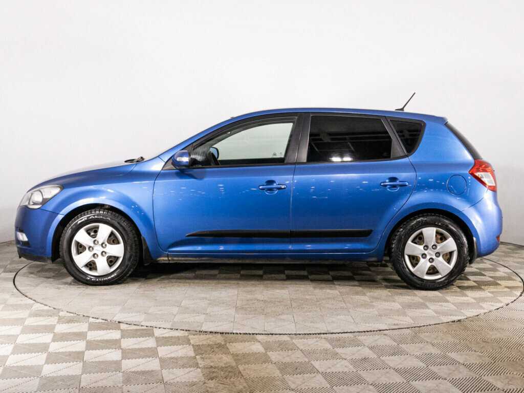 Kia Ceed с пробегом — 2010 год. Фото: #7