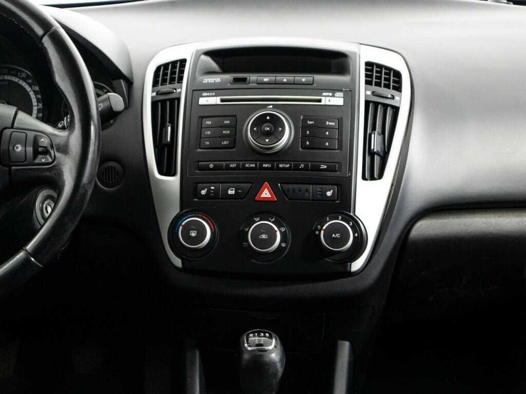 Kia Ceed с пробегом — 2010 год. Фото: #13