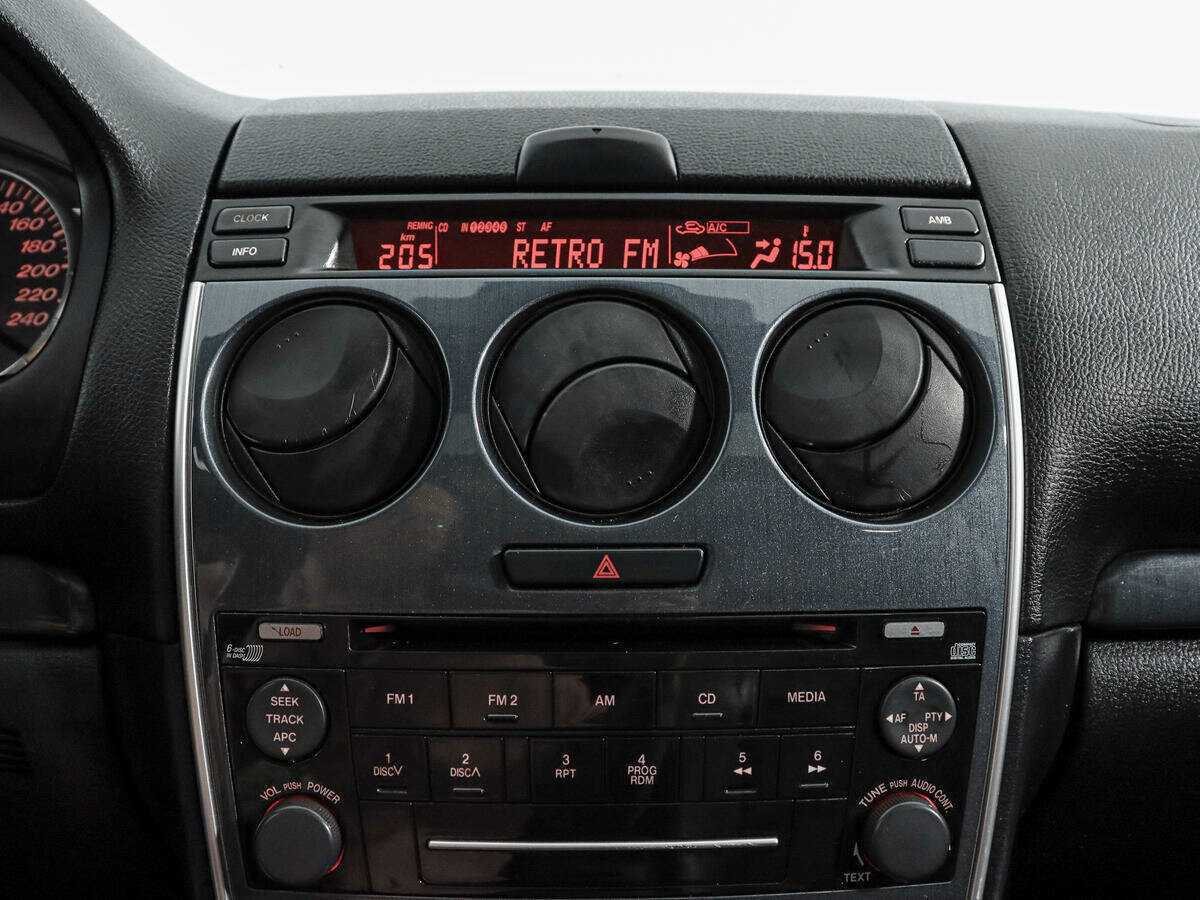 Mazda 6 с пробегом — 2007 год. Фото: #15