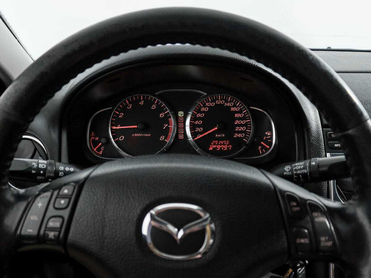 Mazda 6 с пробегом — 2007 год. Фото: #17