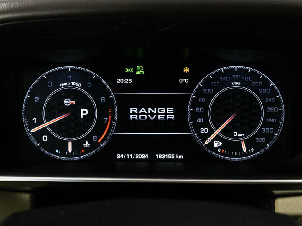 Land Rover Range Rover Sport с пробегом — 2014 год. Фото: #11