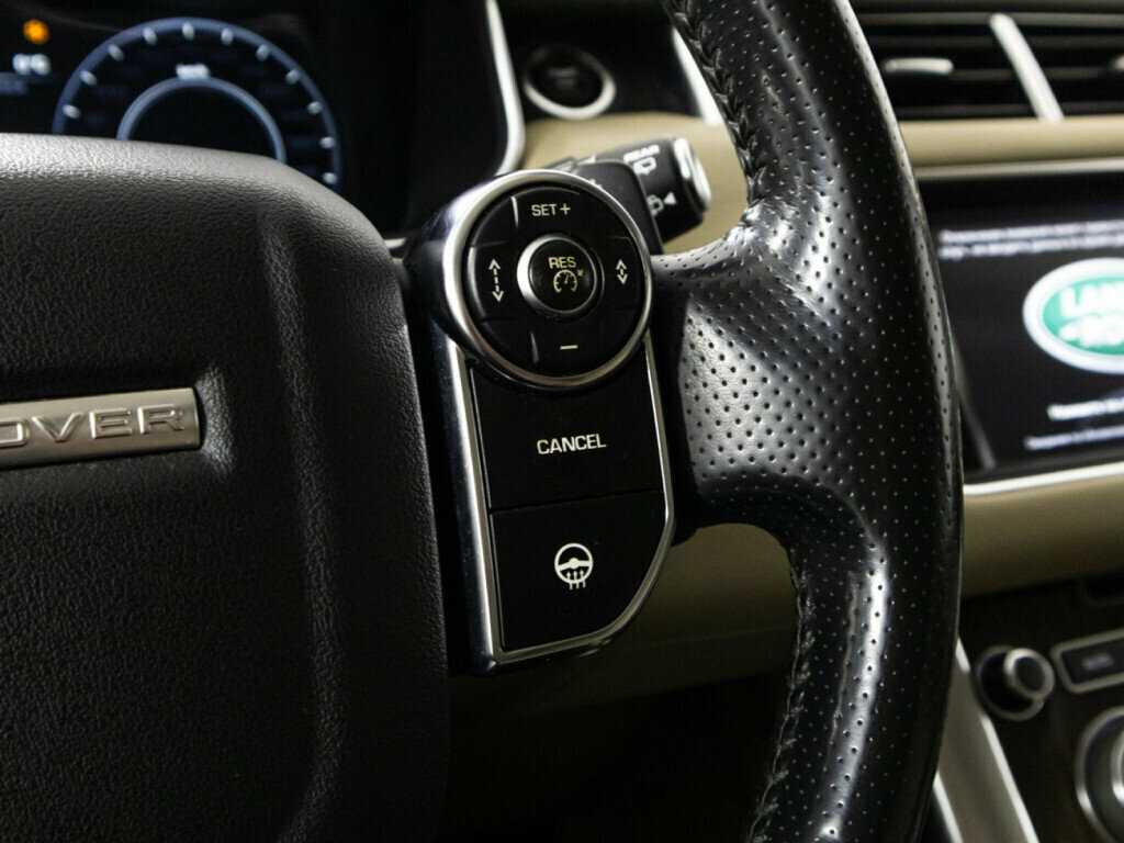 Land Rover Range Rover Sport с пробегом — 2014 год. Фото: #19