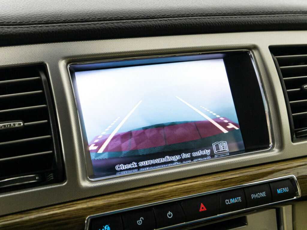 Jaguar XF с пробегом — 2011 год. Фото: #16