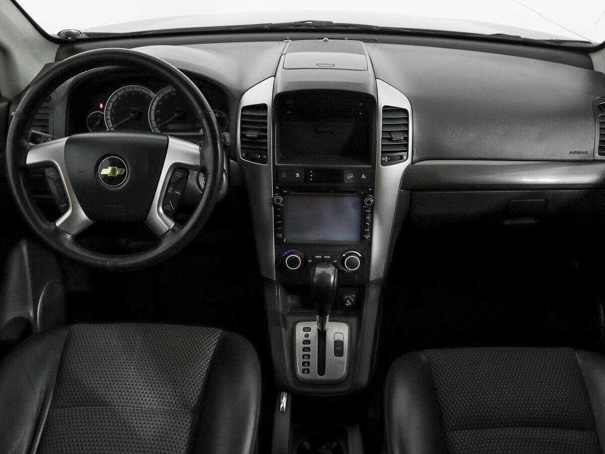 Chevrolet Captiva с пробегом — 2009 год. Фото: #12