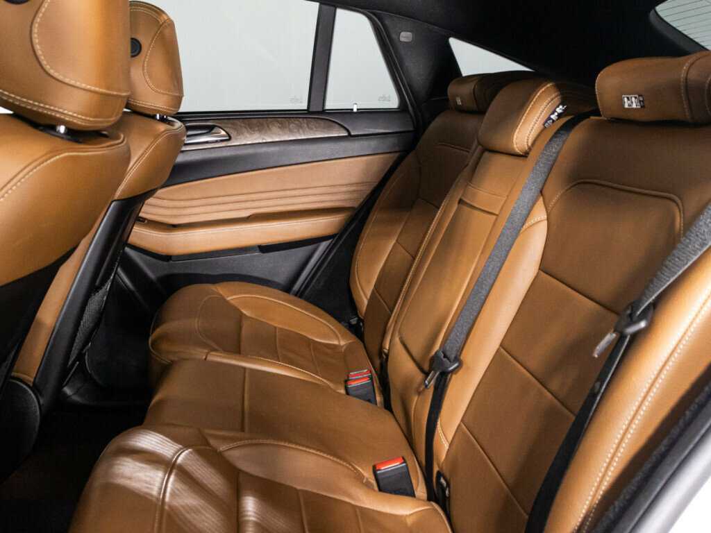 Mercedes-Benz GLE Coupe с пробегом — 2018 год. Фото: #9