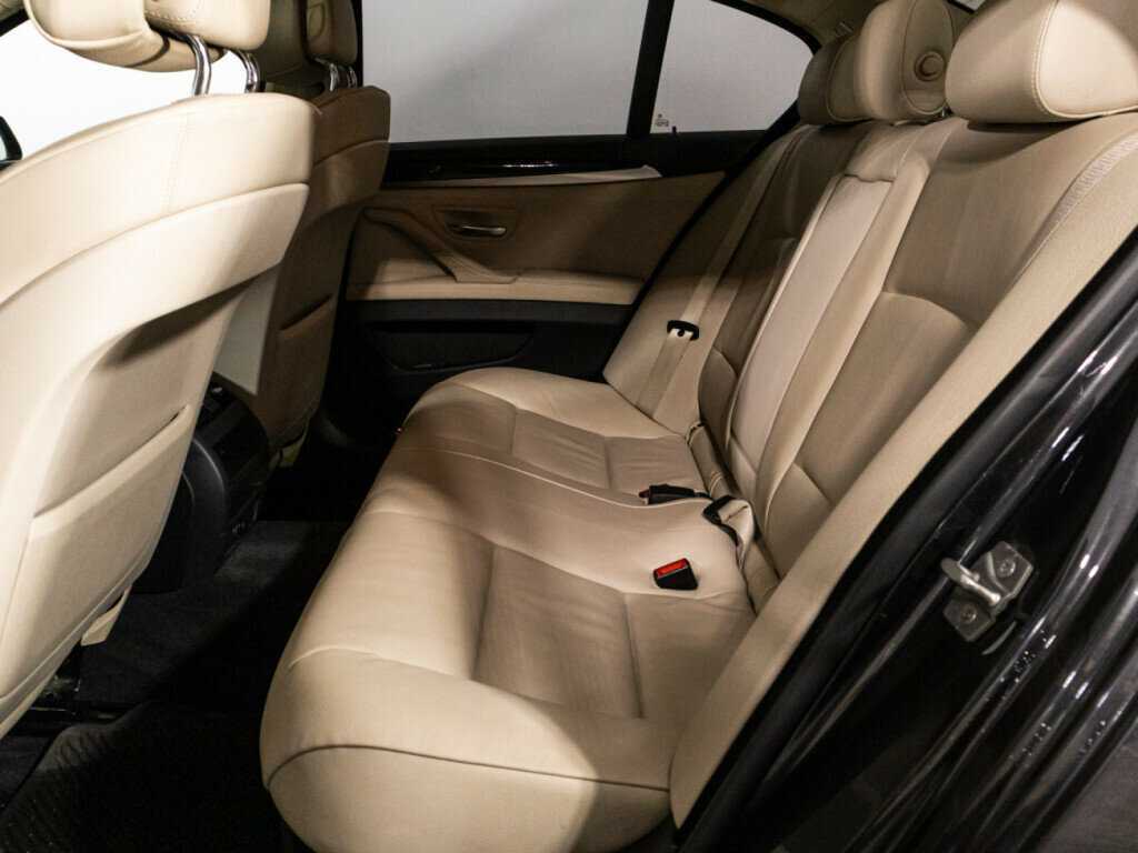 BMW 5 серии с пробегом — 2012 год. Фото: #9