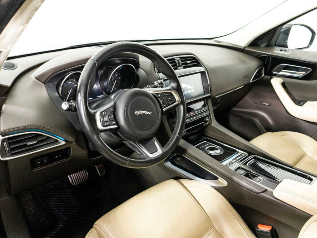 Jaguar F-Pace с пробегом — 2018 год. Фото: #10