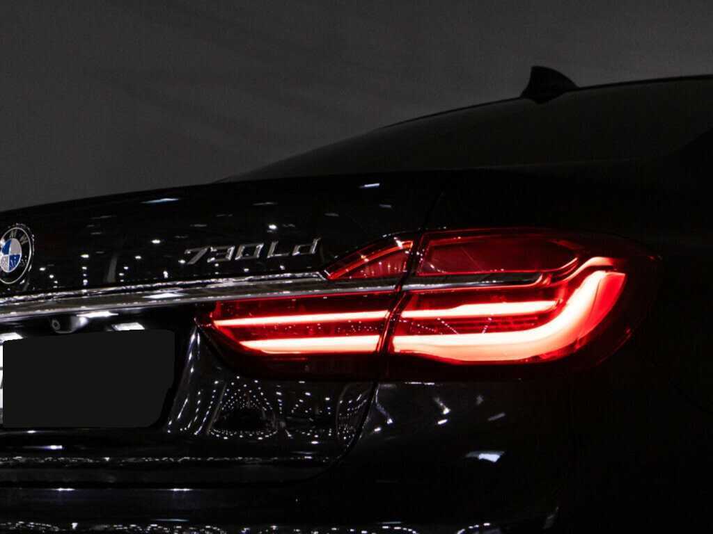 BMW 7 серии с пробегом — 2016 год. Фото: #28