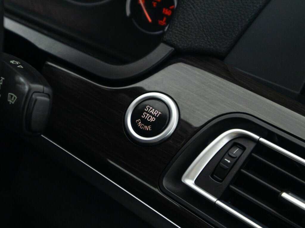 BMW 7 серии с пробегом — 2012 год. Фото: #17