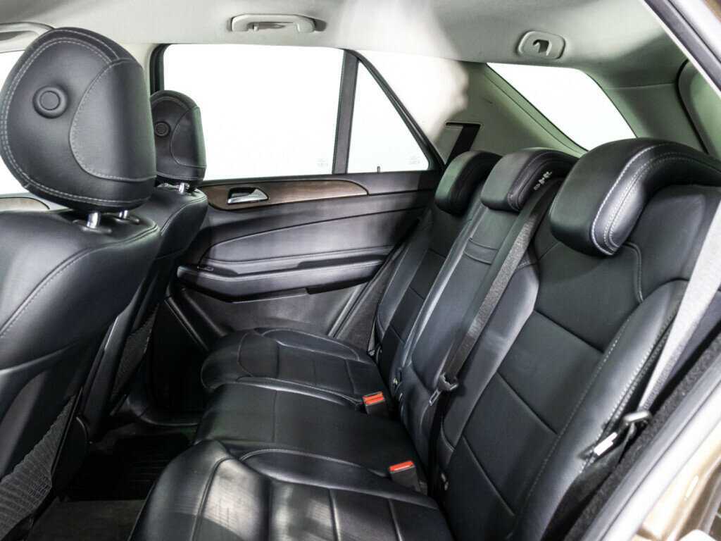 Mercedes-Benz GLE с пробегом — 2016 год. Фото: #9