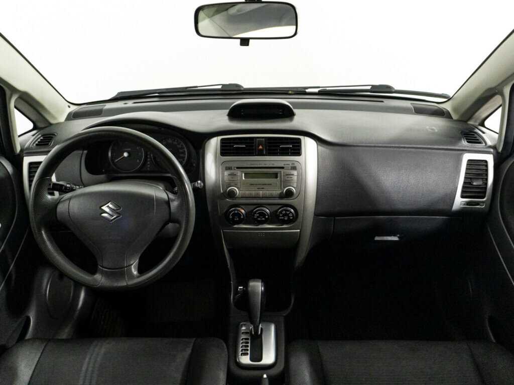 Suzuki Liana с пробегом — 2007 год. Фото: #12