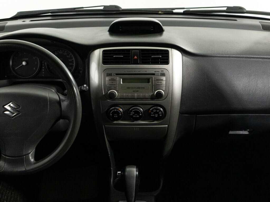 Suzuki Liana с пробегом — 2007 год. Фото: #13