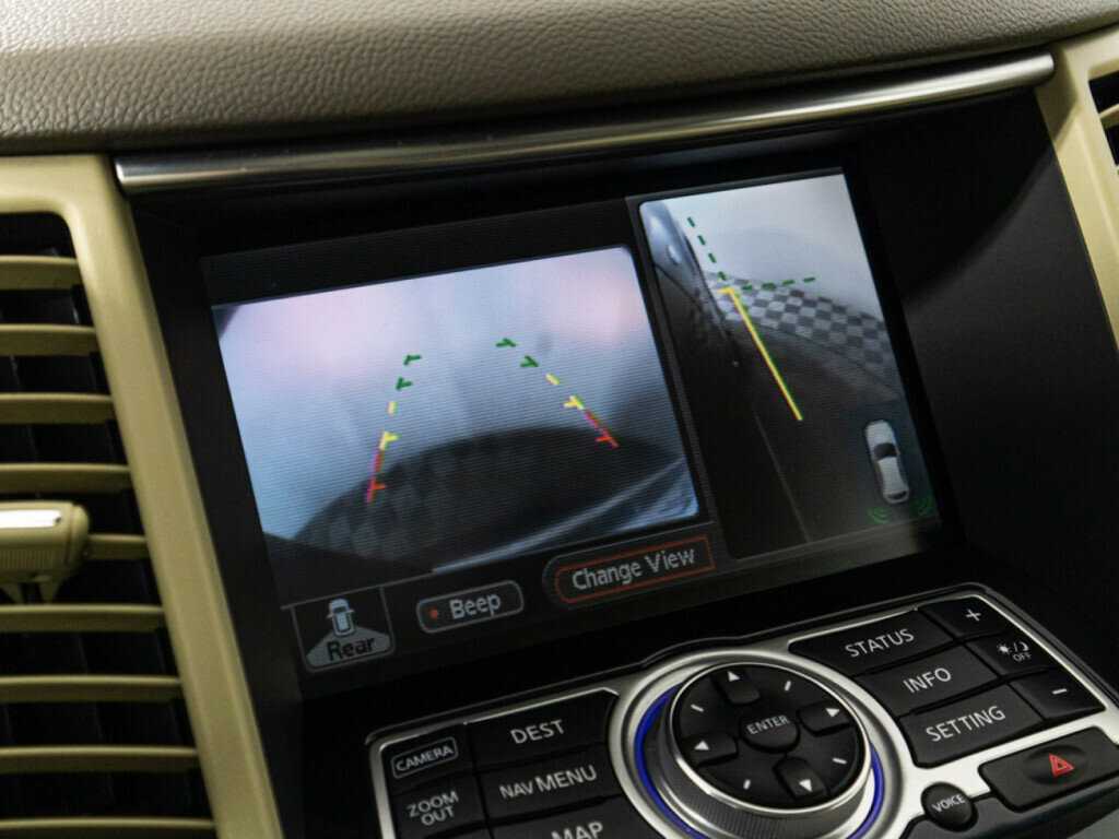 Infiniti FX с пробегом — 2008 год. Фото: #15