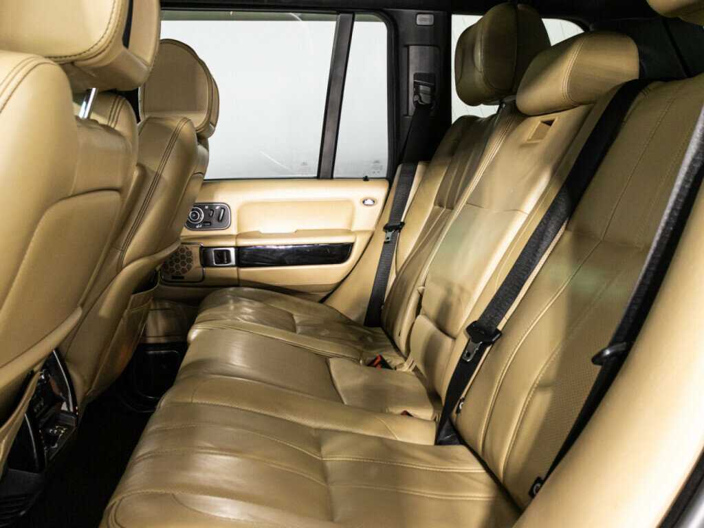 Land Rover Range Rover с пробегом — 2011 год. Фото: #7