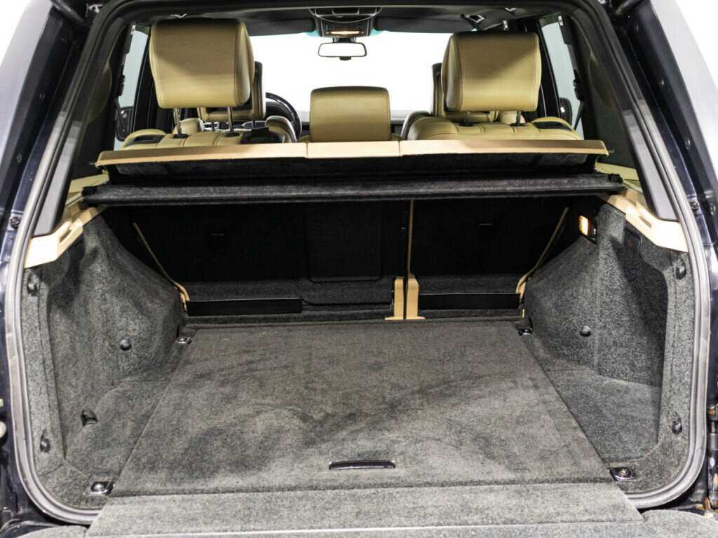 Land Rover Range Rover с пробегом — 2011 год. Фото: #11