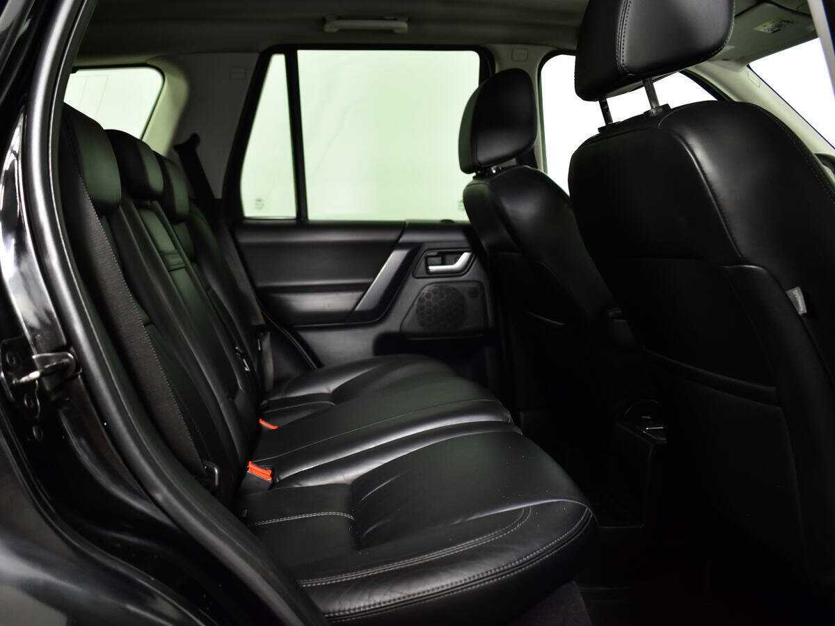 Land Rover Freelander с пробегом — 2011 год. Фото: #9