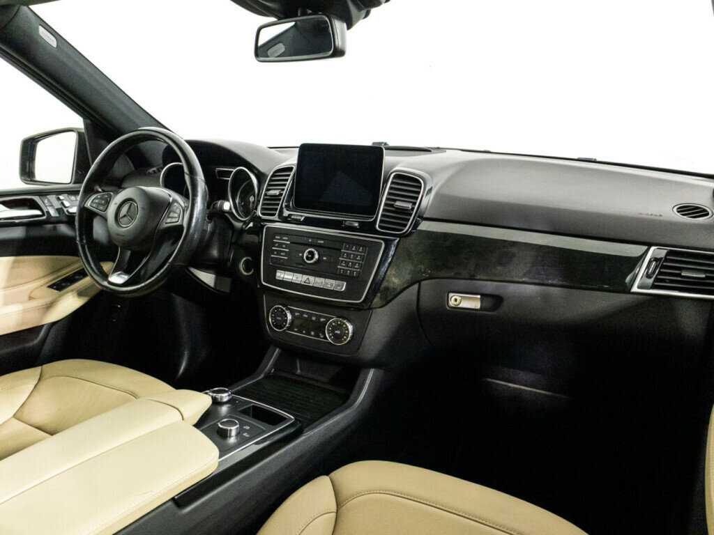 Mercedes-Benz GLE с пробегом — 2016 год. Фото: #8