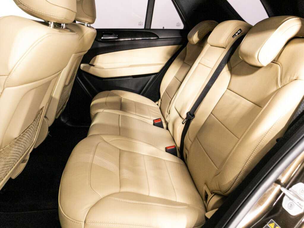 Mercedes-Benz GLE с пробегом — 2016 год. Фото: #9