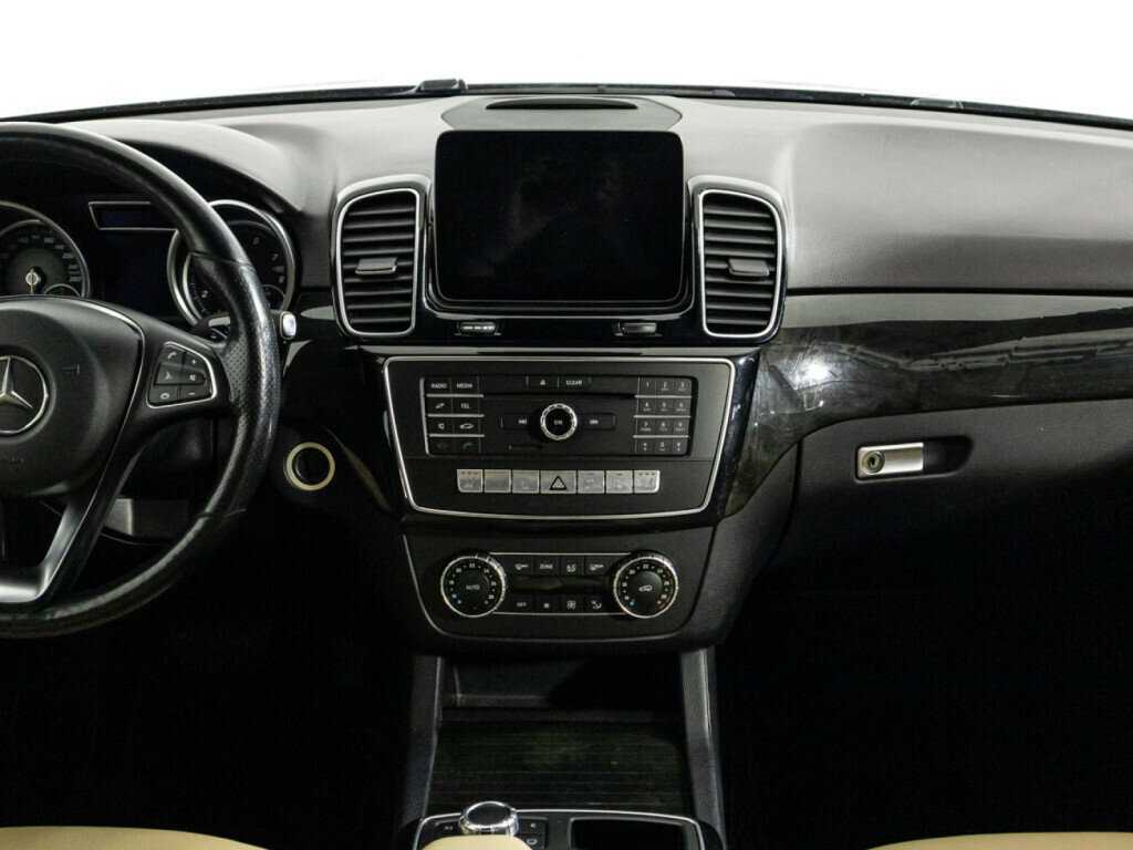 Mercedes-Benz GLE с пробегом — 2016 год. Фото: #13