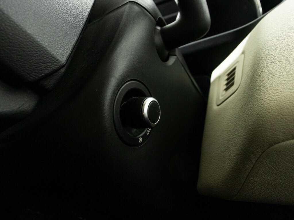 Land Rover Range Rover Sport с пробегом — 2013 год. Фото: #19