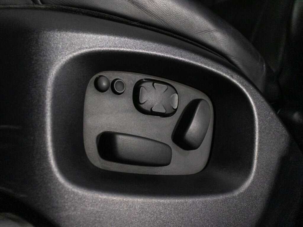 Land Rover Range Rover Sport с пробегом — 2013 год. Фото: #22