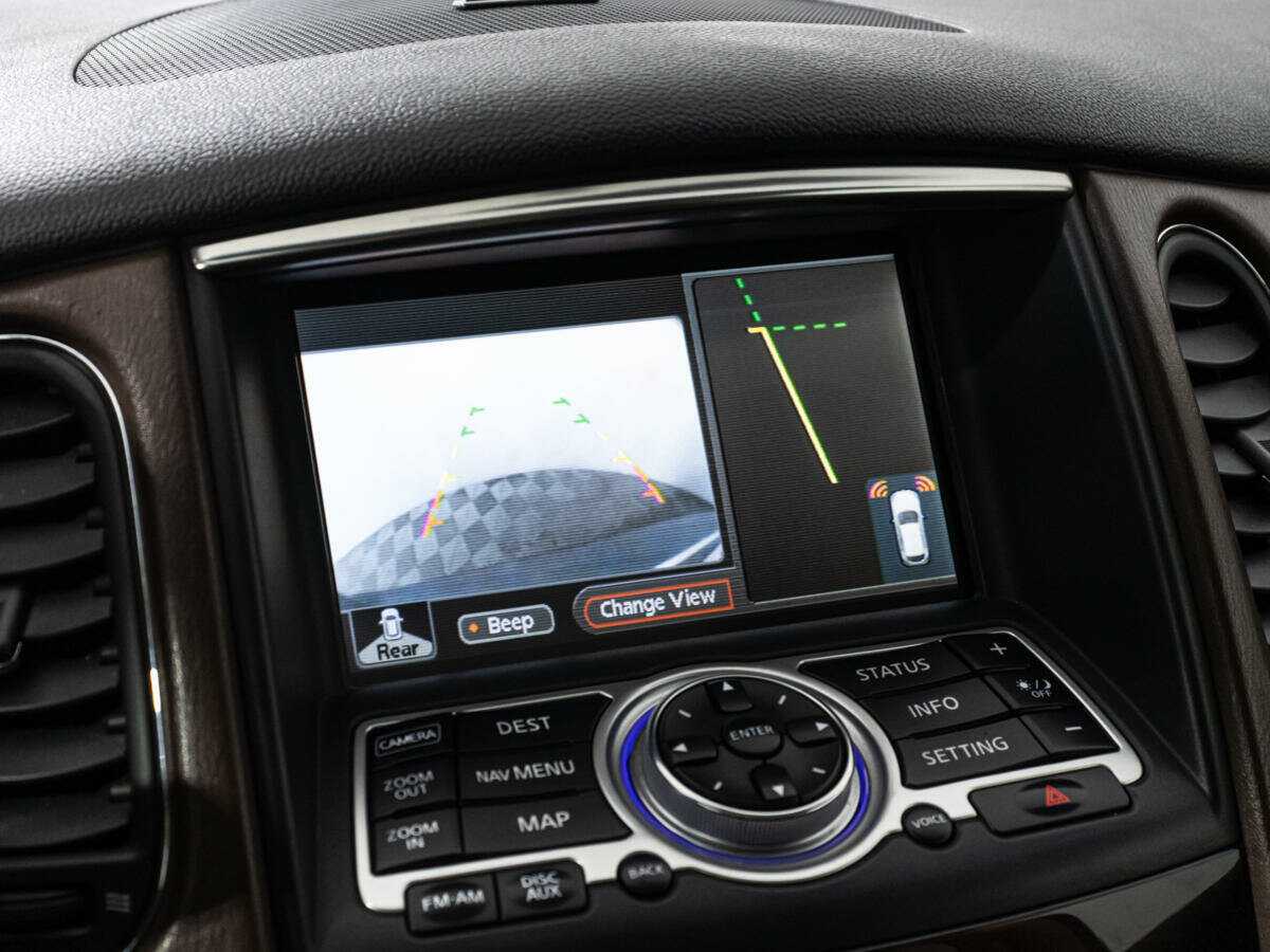 Infiniti EX с пробегом — 2008 год. Фото: #19