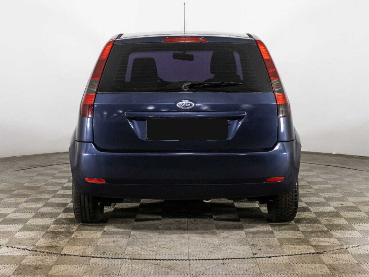 Ford Fiesta с пробегом — 2005 год. Фото: #5
