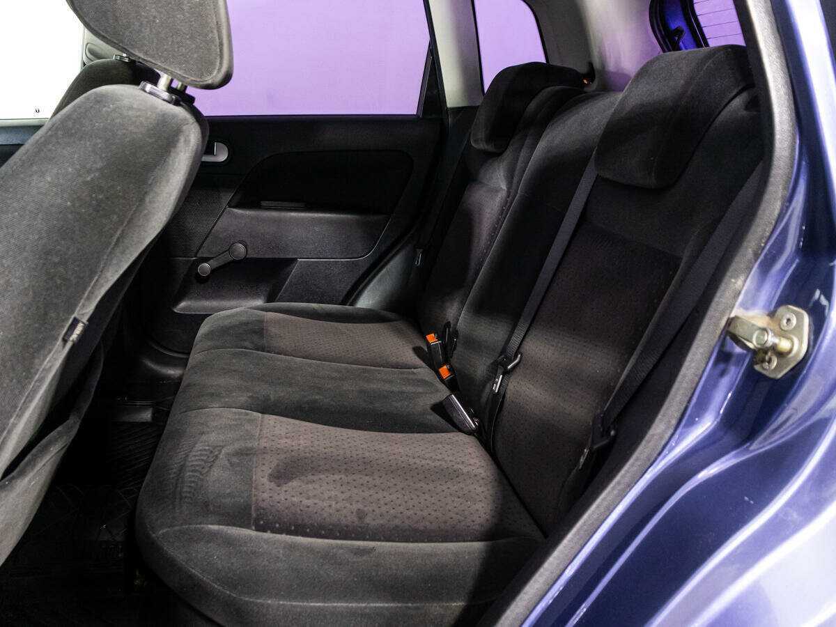 Ford Fiesta с пробегом — 2005 год. Фото: #9