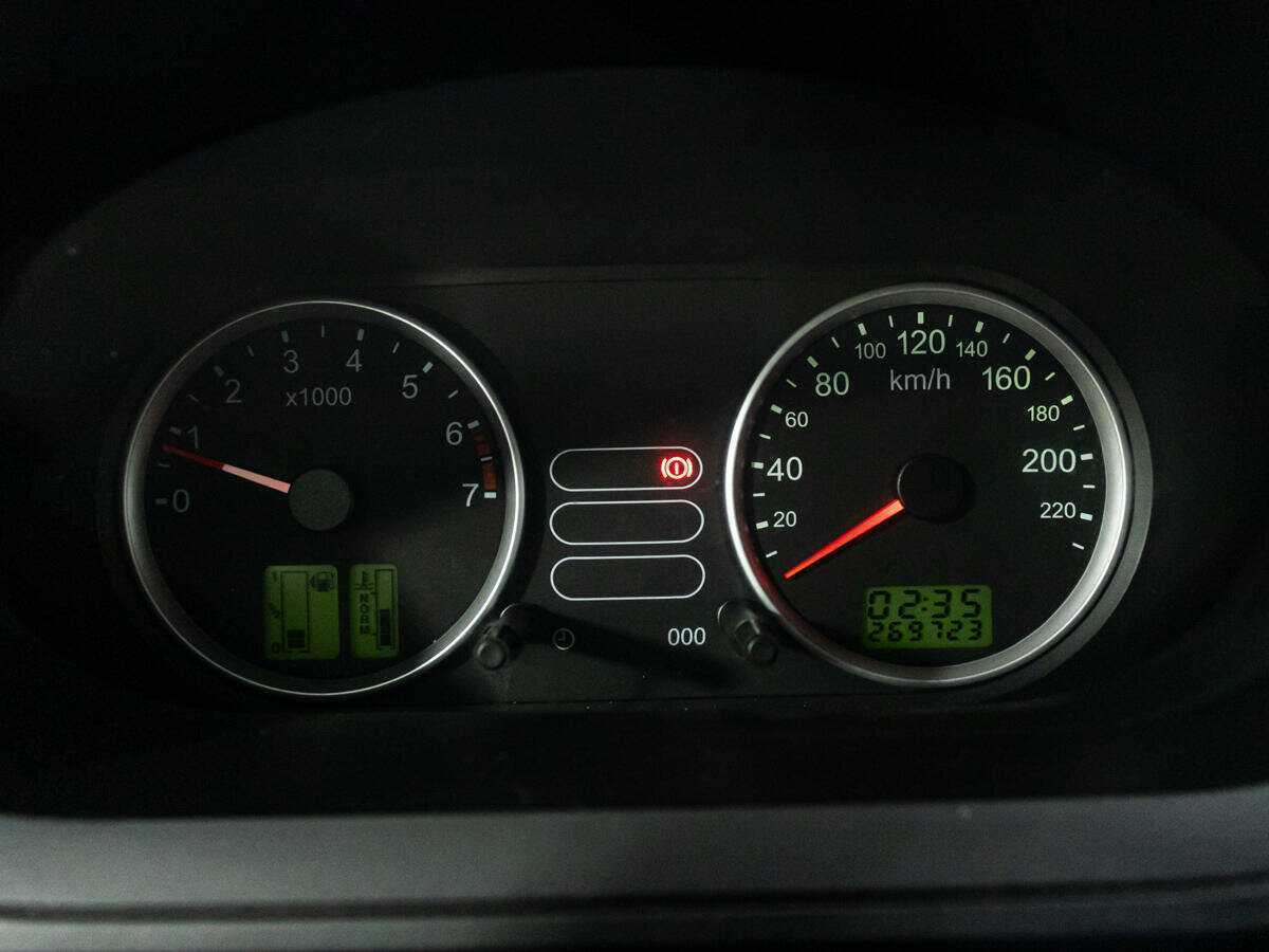 Ford Fiesta с пробегом — 2005 год. Фото: #11