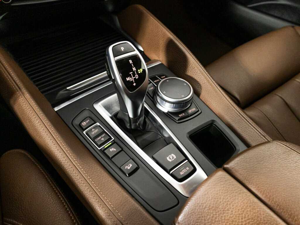 BMW X6 с пробегом — 2016 год. Фото: #18