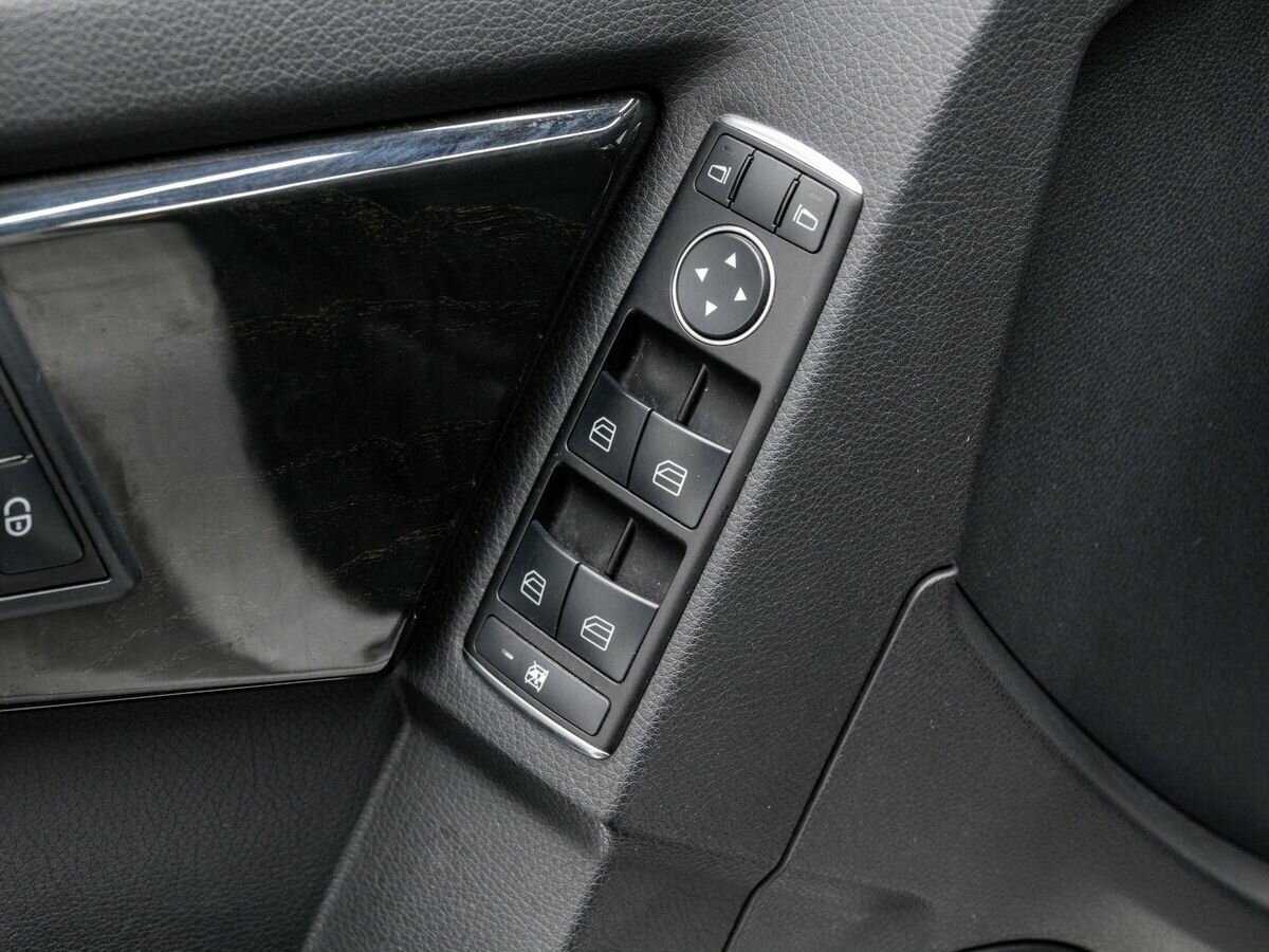 Mercedes-Benz GLK-Класс с пробегом — 2013 год. Фото: #12