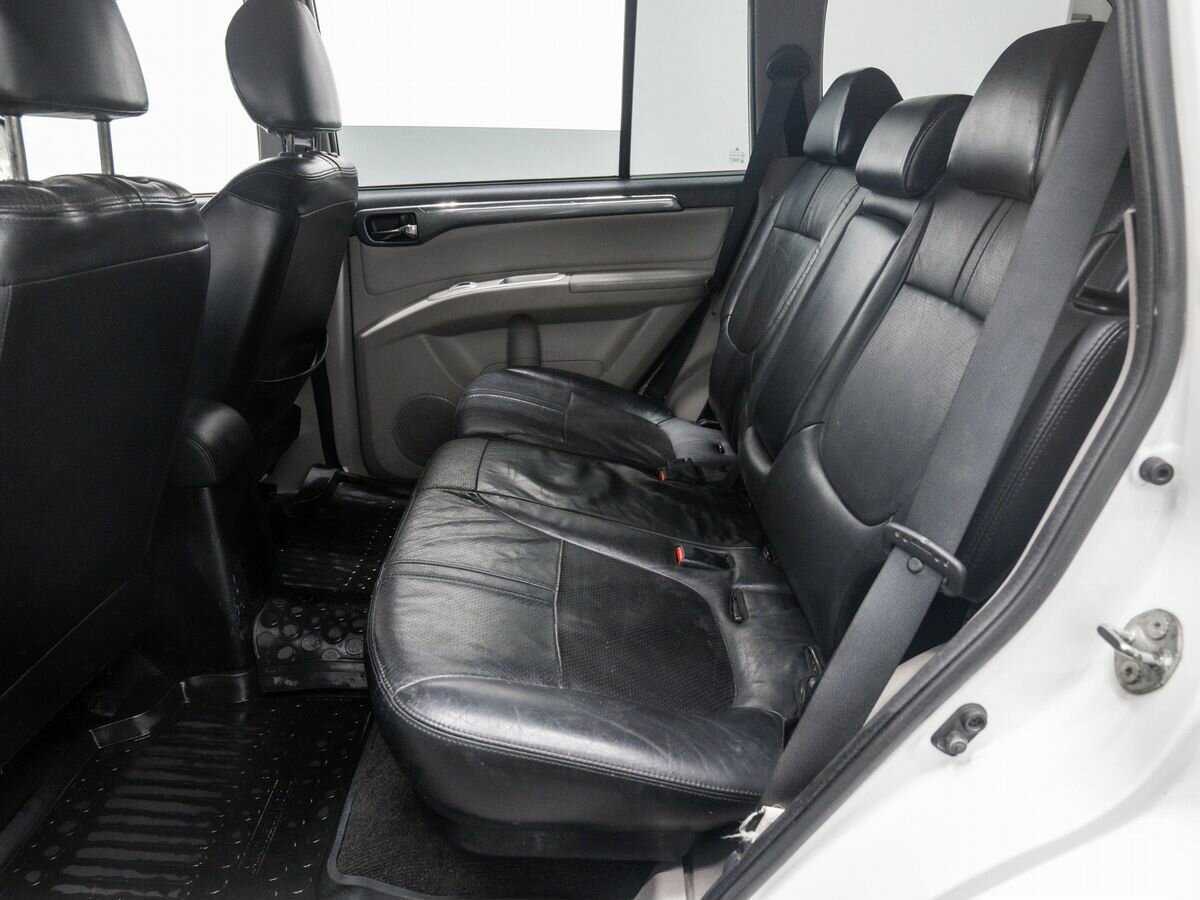 Mitsubishi Pajero Sport с пробегом — 2014 год. Фото: #11