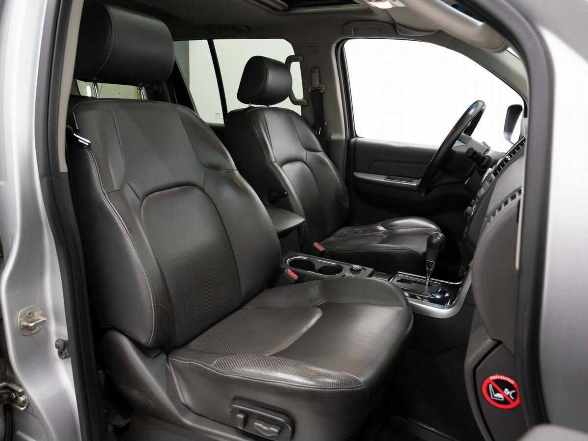 Nissan Pathfinder с пробегом — 2010 год. Фото: #12