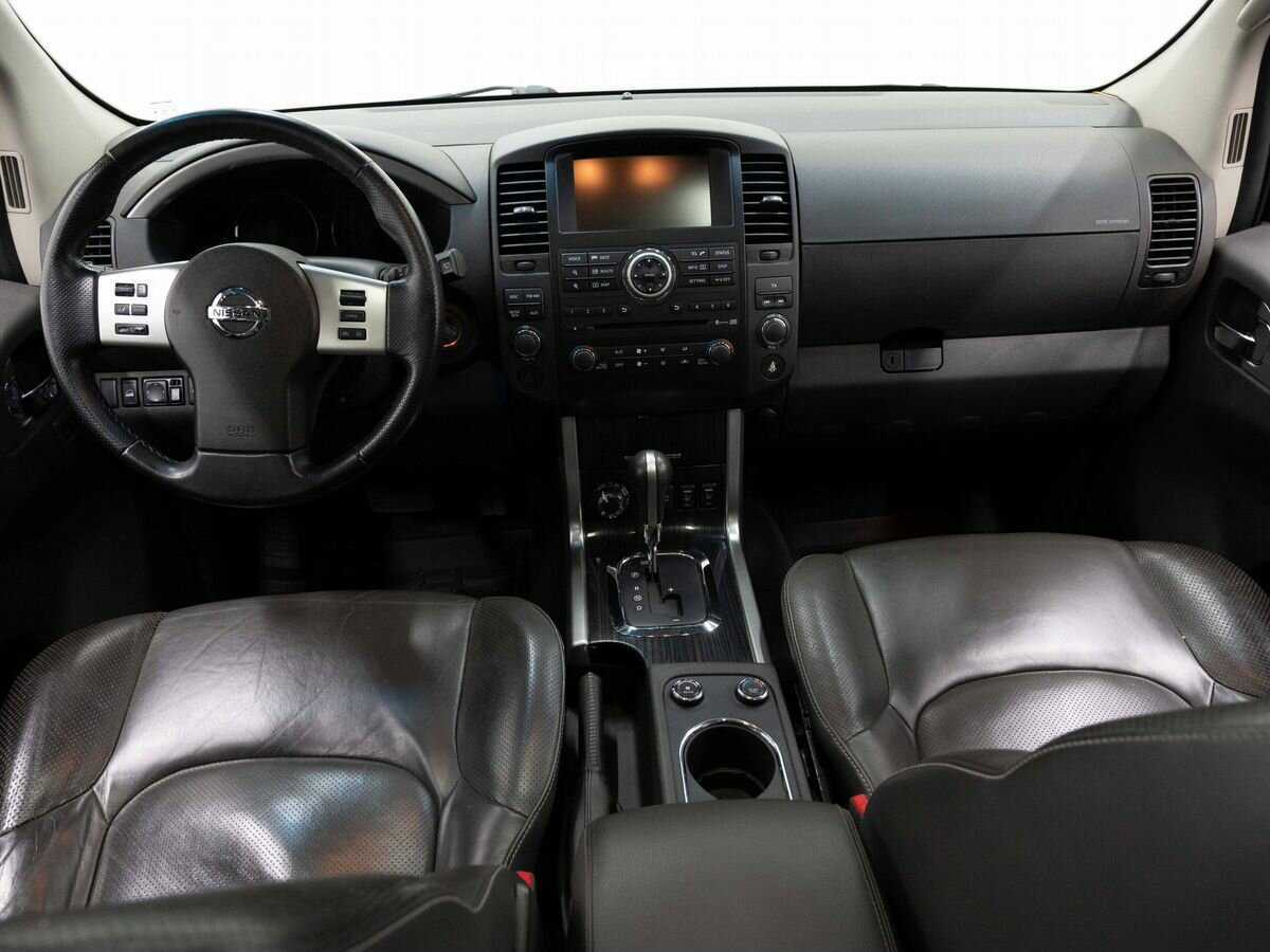 Nissan Pathfinder с пробегом — 2010 год. Фото: #13