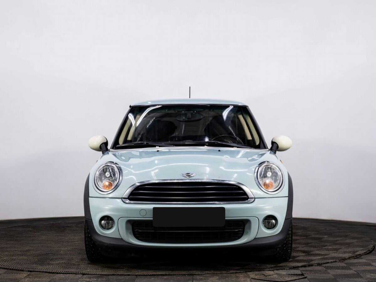 Mini Hatch с пробегом — 2011 год. Фото: #1