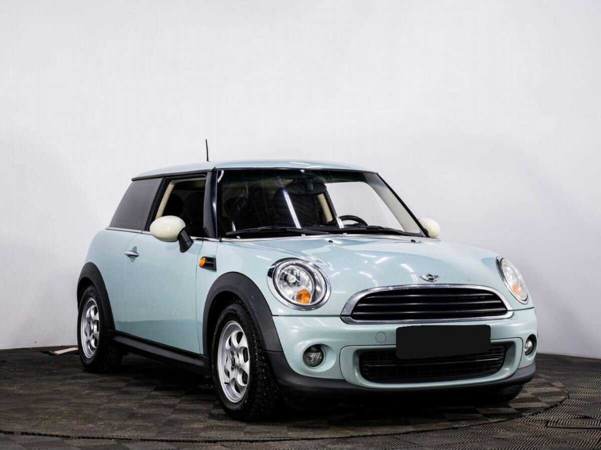 Mini Hatch с пробегом — 2011 год. Фото: #2