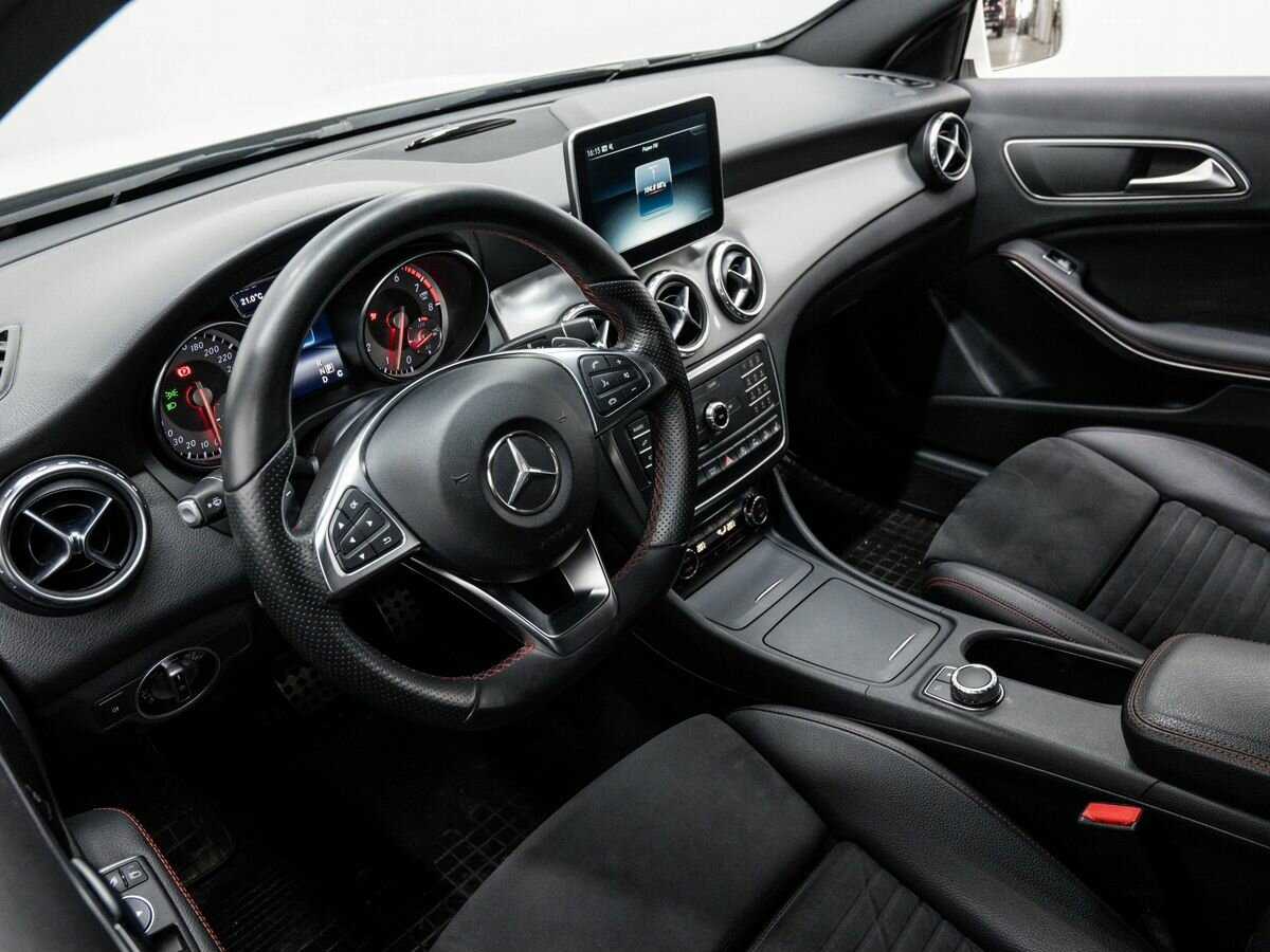 Mercedes-Benz GLA с пробегом — 2016 год. Фото: #14
