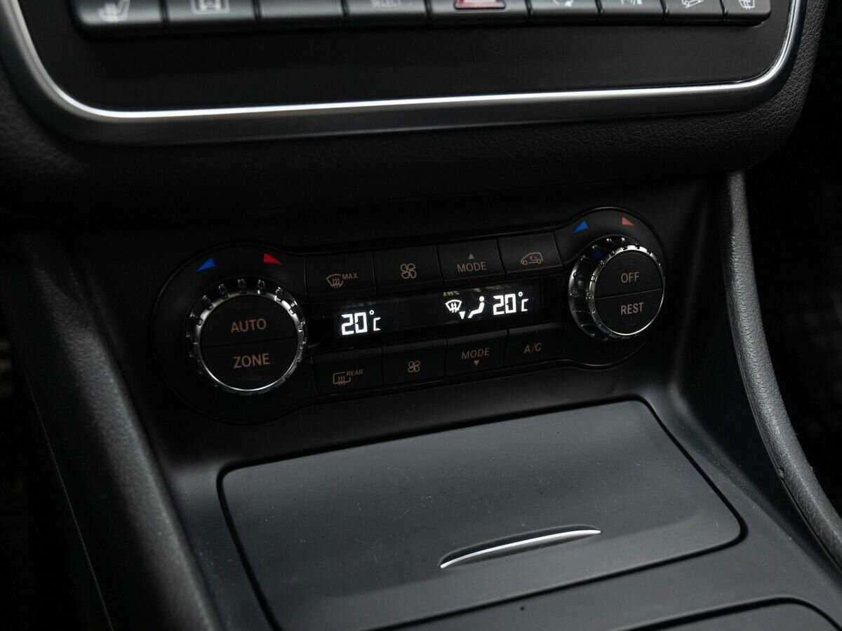 Mercedes-Benz GLA с пробегом — 2016 год. Фото: #18