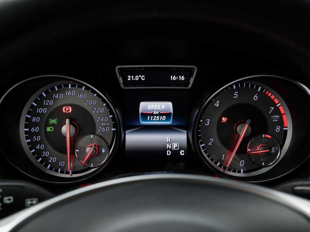 Mercedes-Benz GLA с пробегом — 2016 год. Фото: #21