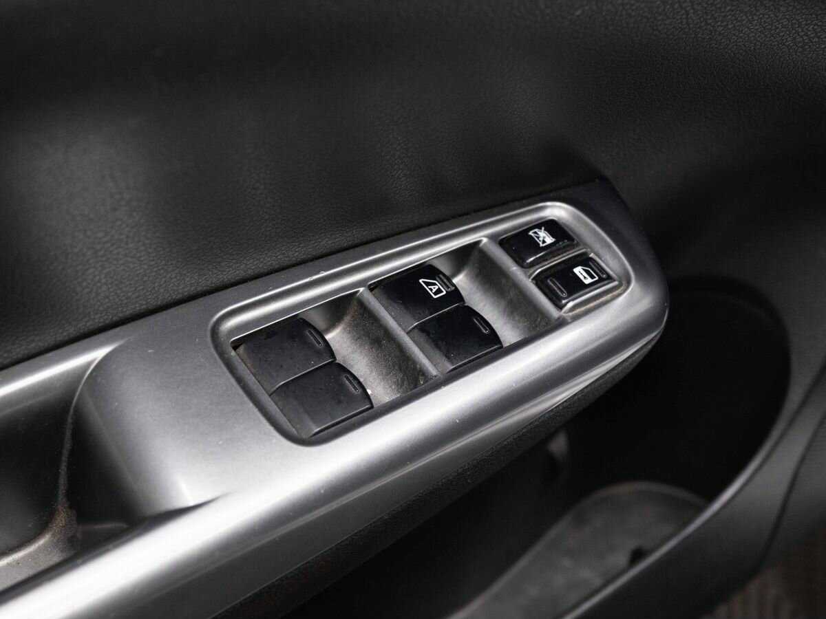 Subaru Impreza с пробегом — 2010 год. Фото: #16