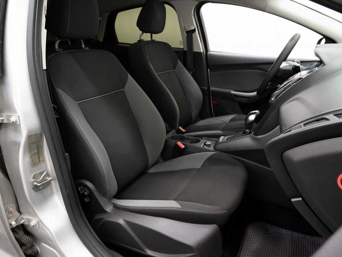 Ford Focus с пробегом — 2013 год. Фото: #12