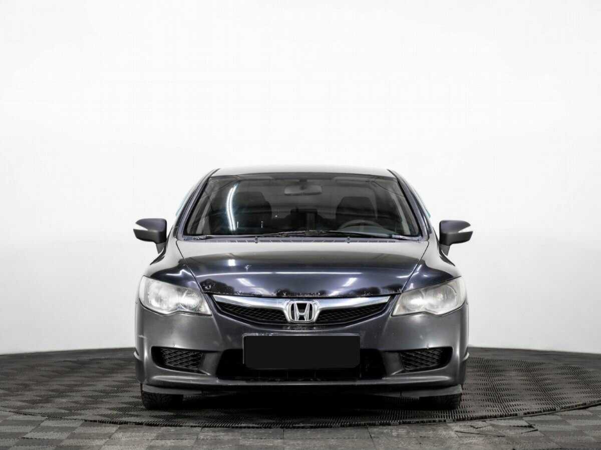 Honda Civic с пробегом — 2010 год. Фото: #1
