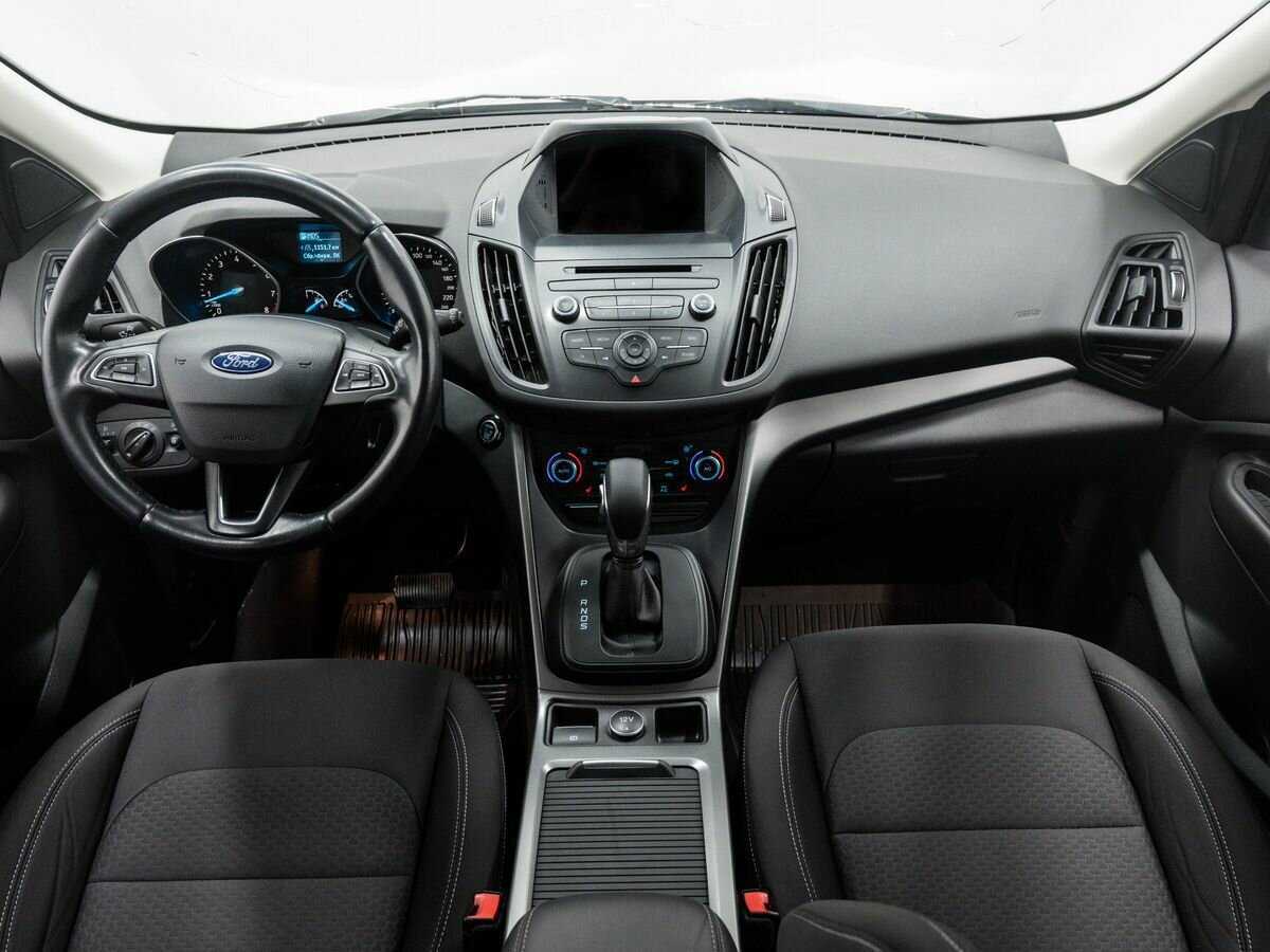 Ford Kuga с пробегом — 2019 год. Фото: #9