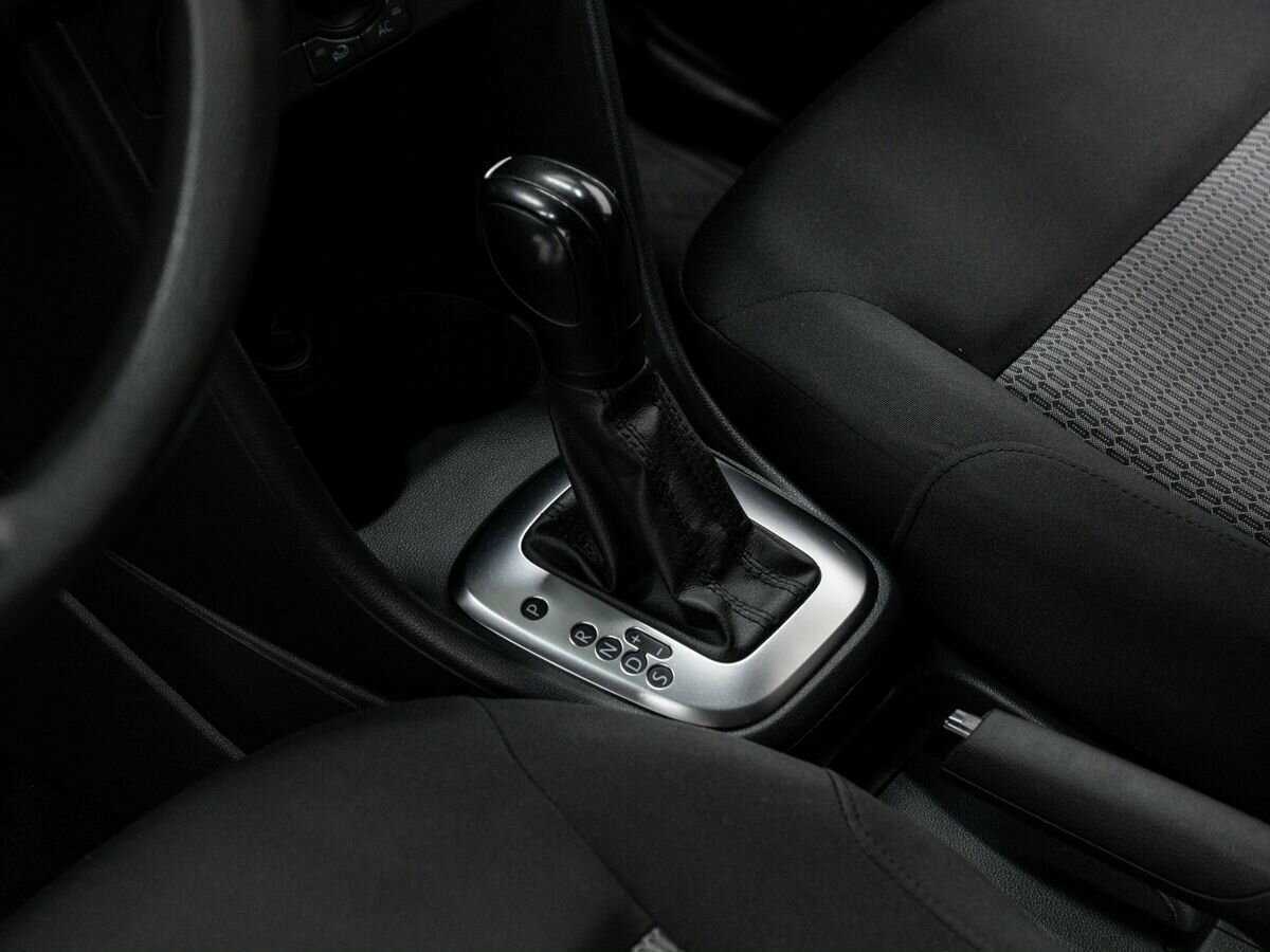 Volkswagen Polo с пробегом — 2011 год. Фото: #15