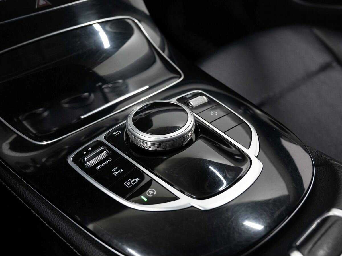 Mercedes-Benz E-Класс с пробегом — 2020 год. Фото: #13