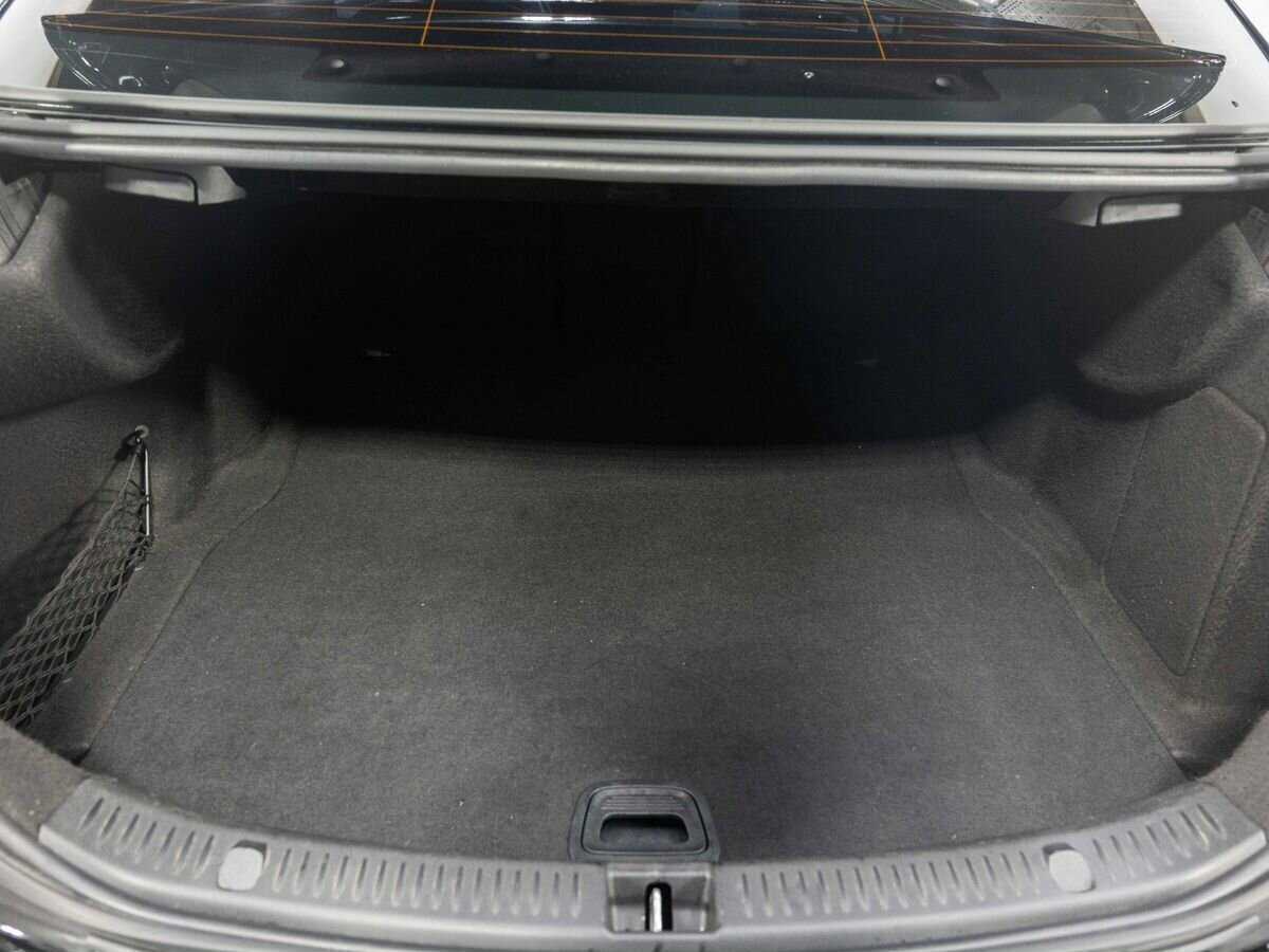 Mercedes-Benz E-Класс с пробегом — 2020 год. Фото: #18