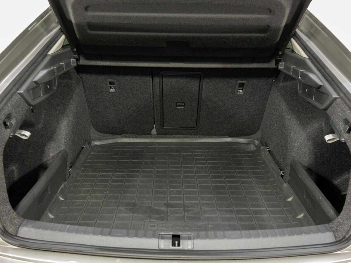 Skoda Octavia с пробегом — 2021 год. Фото: #25