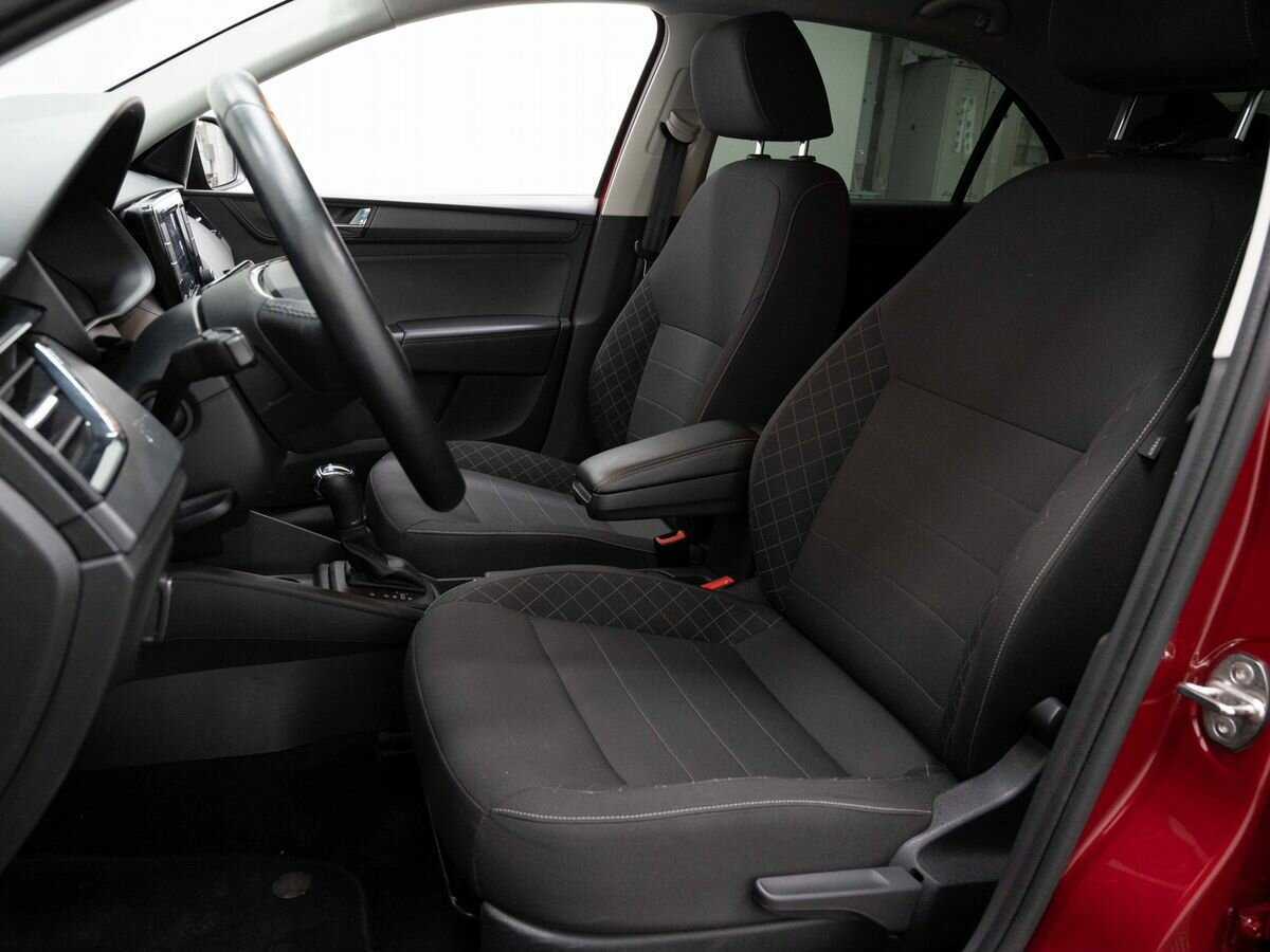 Skoda Rapid с пробегом — 2020 год. Фото: #7